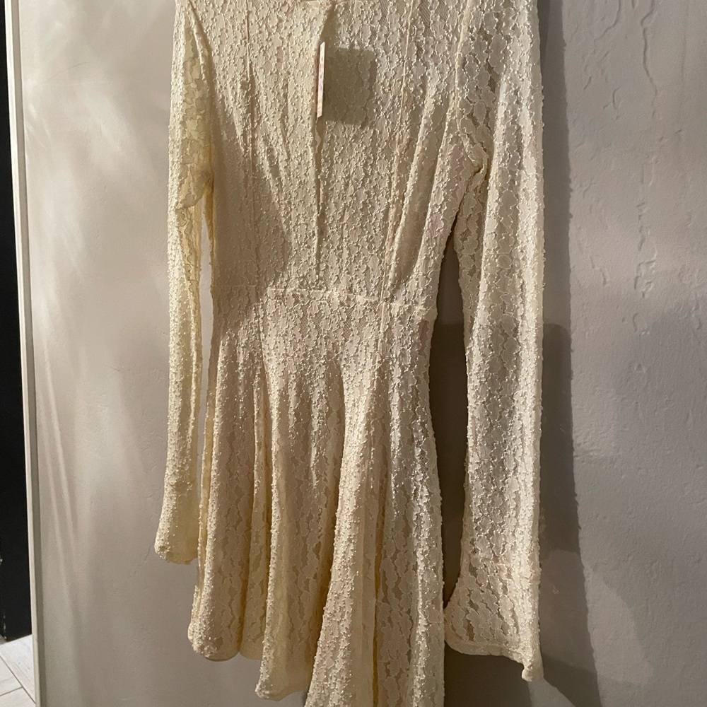Free People Lace Dress Medium Lots of stretch